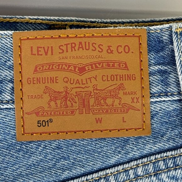 Levi's 501 Premium Denim Mid Thigh Luxor Street Shorts - Picture 10 of 14